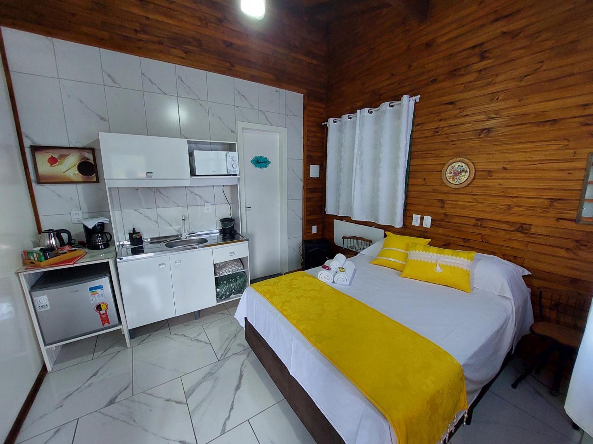 Refugio Alpenblumen Apartment Урубиси Стая снимка